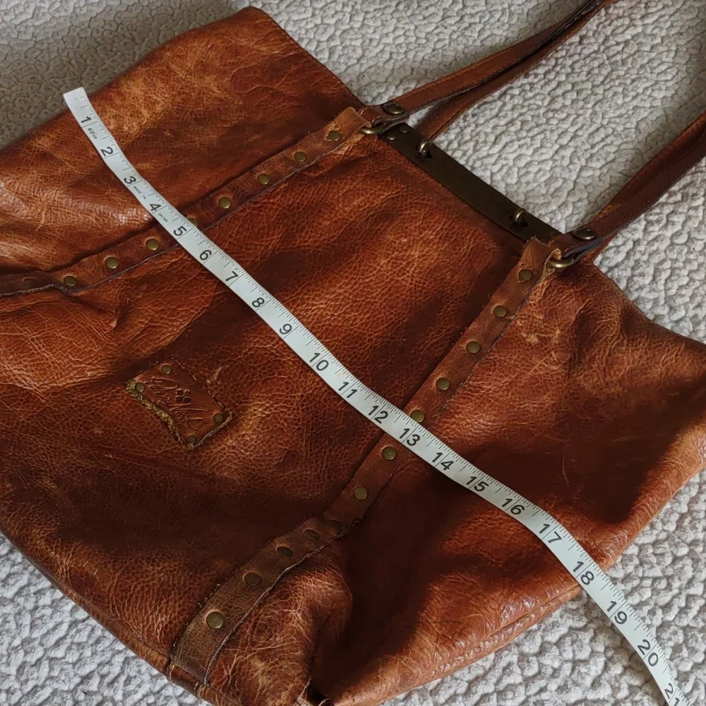 Patricia Nash Tan Italian Leather Benvenuto Studded Tote Bag *FLAWED*